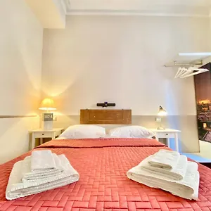 Roome Bed and breakfast